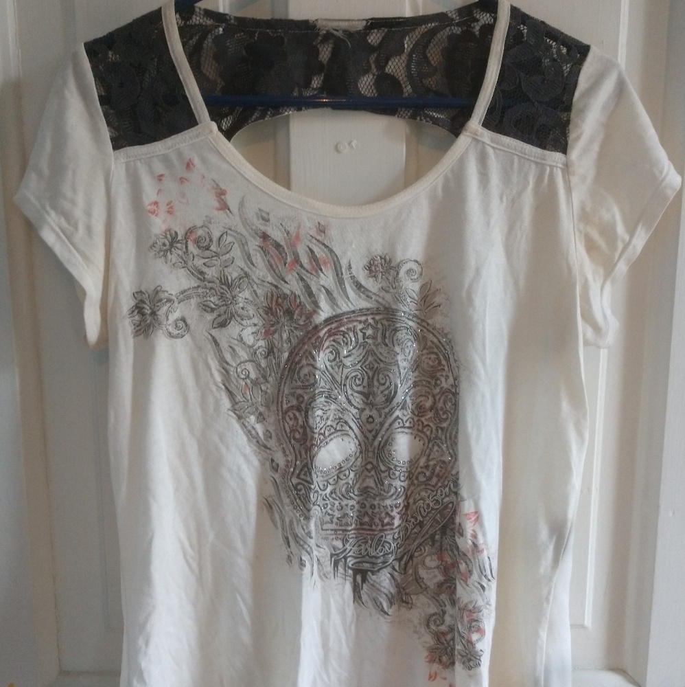 Harley-Davidson shirt